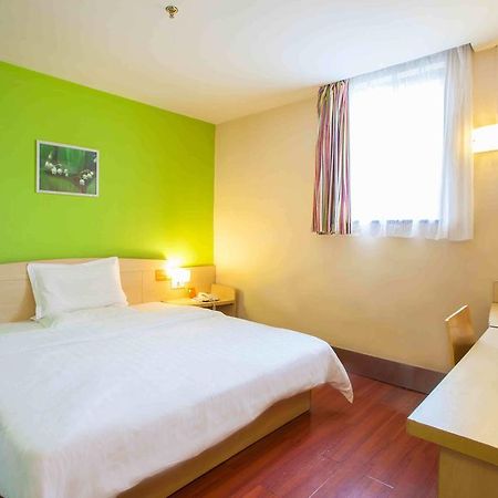 7Days Inn Foshan Coach Terminal Quarto foto
